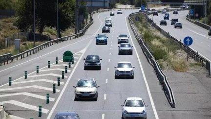Circulación autovía./ Jesús Hellín / Europa Press