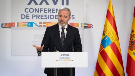 El presidente de Aragón, Jorge Azcón, este viernes en la Conferencia de Presidentes en Santander. / Gobierno de Aragón