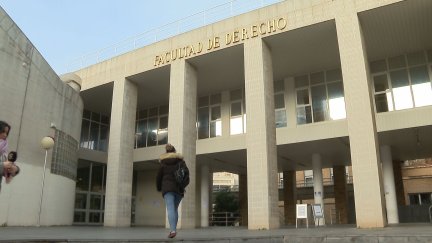 Facultad de Derecho, sede de los exámenes de la oposición a la Administración del Estado./ Aragón TV