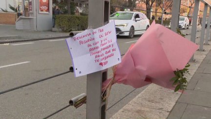 El accidente se produjo pasadas las 14:00, una hora punta en la que confluyen decenas de alumnos. / Aragón TV
