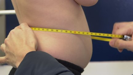 Prueba valoración sobrepeso./ Aragón TV