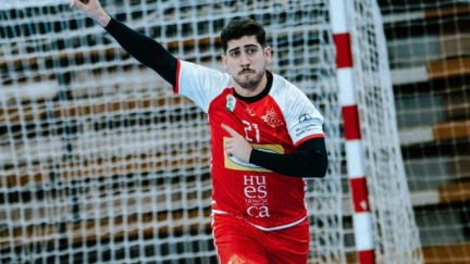 Un momento del partido del Bada Huesca