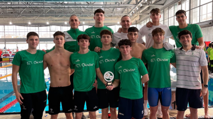 Foto del equipo de natacion del Olivar que lograba el ascenso en Castellón. Fuente: El Olivar