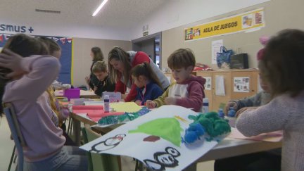 Aula de madrugadores en el Val de Atalaya, en María de Huerva. / Aragón TV