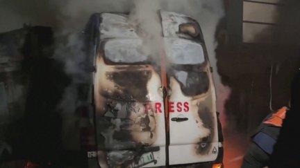 Así ha quedado el vehículo en el que estaban los cinco periodistas asesinados por Israel. / Aragón TV