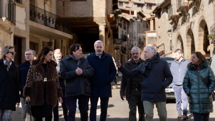 La presentación ha tenido lugar en La Fresneda, una de las localidades que se va a ver beneficiadas por el Plan 700. / Aragón TV