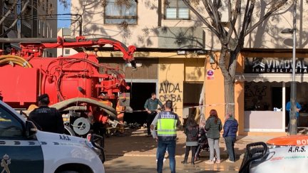 Edificio de Benetússer (Valencia) donde se ha derrumbado la escalera en un garaje. / Europa Press