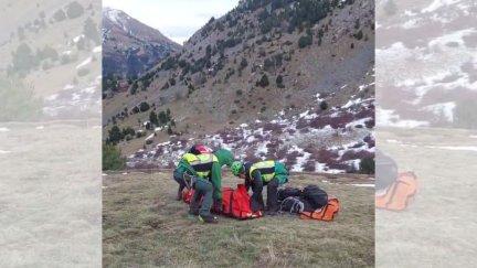 Imagen de uno de los rescates del fin de semana en el Collado de Ceresa. / Guardia Civil