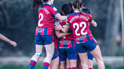 Las jugadoras de la SD Huesca celebran un gol en una imagen de archivo. Foto: SD Huesca