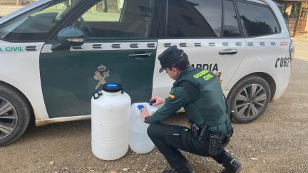 Los agentes averiguaron que el posible autor actuaba por encargo de terceras personas. / Guardia Civil