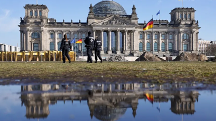 Edificio del Reichstag en Berlín, Alemania. EFE/EPA/Christopher Neundorf