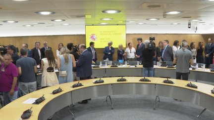 En el caso de Aragón, la iniciativa contempla una quita de 2.124 millones de euros. / Aragón TV