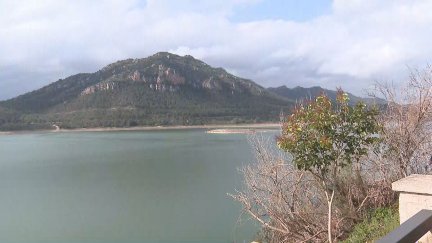 El embalse de Calanda este domingo. / Aragón TV