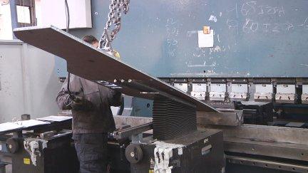 El informe prevé que el paro baje al 6,8% este año. / Aragón TV