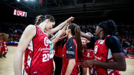 Las jugadoras del Casademont, conjuradas antes de un partido.