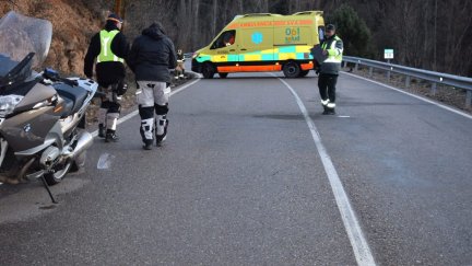 Lugar de la A-2515 donde se produjo el accidente, en el que tres motoristas resultaron heridos. | Guardia Civil