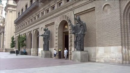 El Ayuntamiento de Zaragoza ha pedido información a la Delegación del Gobierno por los migrantes de la ciudad / Aragón TV