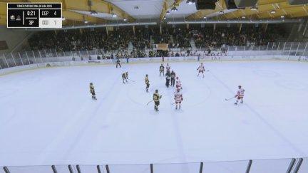 Un momento del partido entre el Puigcerdà y el Club Hielo Jaca