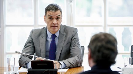 El presidente del Gobierno se ha reunido con empresarios y sindicatos para analizar la política arancelaria de Donald Trump. / Europa Press. A. Pérez Meca