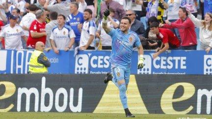 Poussin celebra su gol ante el Eibar
