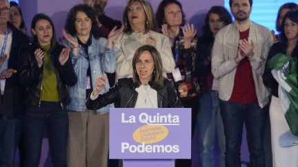 Ione Belarra ha sido reelegida este sábado secretaria general de Podemos con un 90% de apoyos. / EFE
