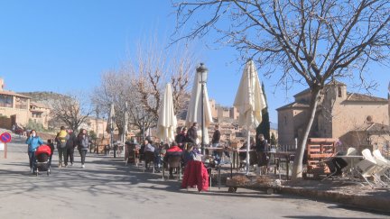 La campaña de Semana Santa impulsa más de 3.600 contrataciones en Aragón./ Aragón TV