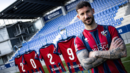 Sielva renueva hasta 2029 con la SD Huesca.