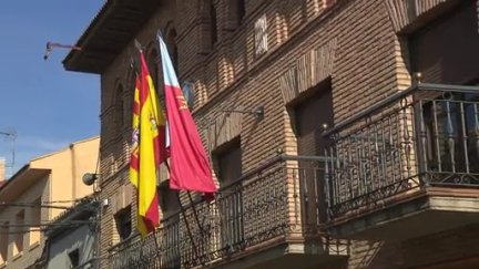 El Burgo del Ebro está sin teléfono. / Aragón Tv
