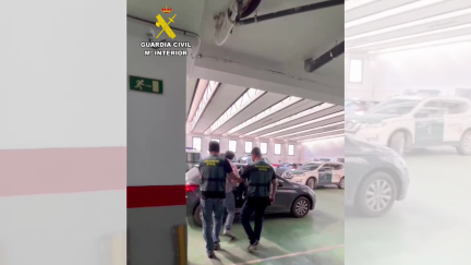 La Guardia Civil ha detenido a dos hombres e investiga a otro por el robo de un camión. / Guardia Civil
