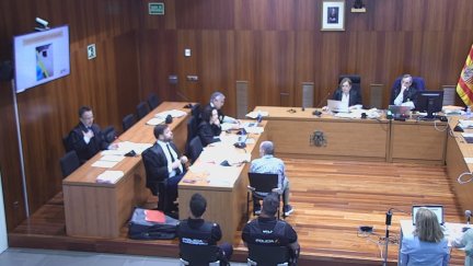Los médicos forenses declaran en una sesión del juicio por el crimen de Escatrón. / Aragón TV