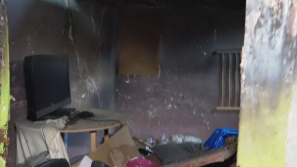 Incendio en un edificio de la calle Zamoray. /Aragón TV