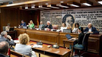 Oscar López durante su comparecencia en el Senado. / A. Pérez Meca / Europa Press
