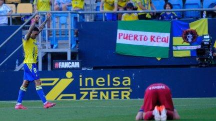 La SD Huesca ha caído con contundencia en el Nuevo Mirandilla.