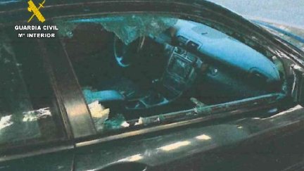 Detenido tras reventar cinco vehículos en Fraga para robar en su interior. / Guardia Civil