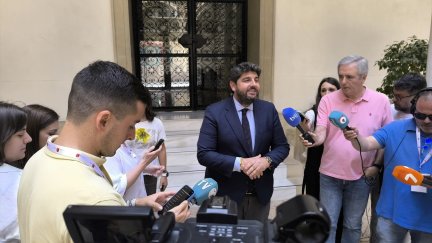 El presidente de Murcia, Fernando López Miras, este jueves durante su comparecencia. / Europa Press