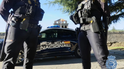 Imagen de archivo de dos agentes de la Policía Nacional. / Aragón Noticias