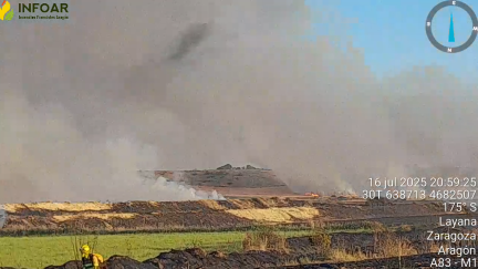 El incendio agrícola en Sádaba (Zaragoza) ha afectado a 35 hectáreas de terreno. / Infoar