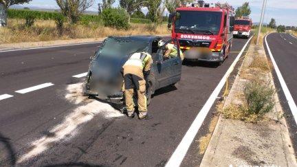 También se han desplazado al lugar del accidente efectivos de Guardia Civil, 061 y Policía Local. / DPZ