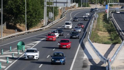 Más de medio millón de vehículos se desplazarán por las carreteras aragonesas en la operación salida de primero de agosto./ Europa Press