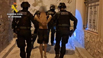 Antes de darse a la fuga, tenía órdenes judiciales por tráfico de drogas y delito contra el patrimonio / Guardia Civil