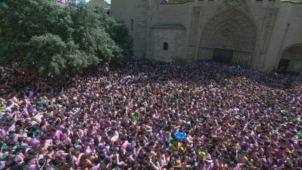 El cohete marca el inicio de una semana de fiestas en Huesca./ Aragón TV