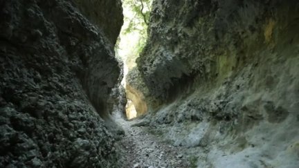 Un barranco de la Sierra de Guara sin agua. / Aragón TV