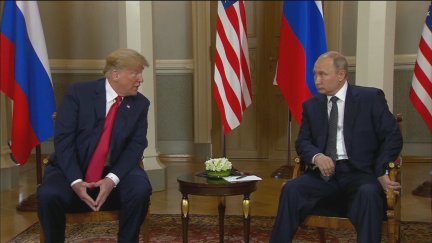 Donald Trump y Vladimir Putin en un encuentro / Archivo