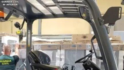Los electrodomésticos aparecieron en una nave industrial de la provincia de Toledo. / Guardia Civil