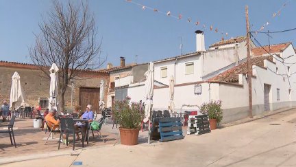 Con los mismos depósitos, hay que abastecer a muchas más personas que en invierno. / Aragón TV