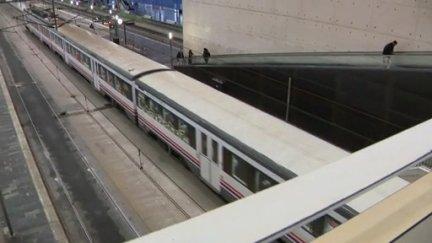 Un tren saliendo de la estación Delicias de Zaragoza. / Aragón TV