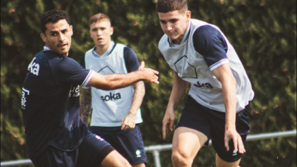 Los jugadores de la SD Huesca durante un entrenamiento. Foto: X SD Huesca