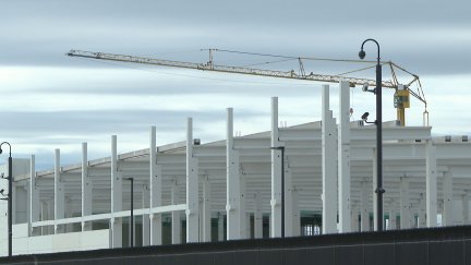 Obras del centro de datos de AWS en Villanueva de Gállego. / Archivo Aragón TV