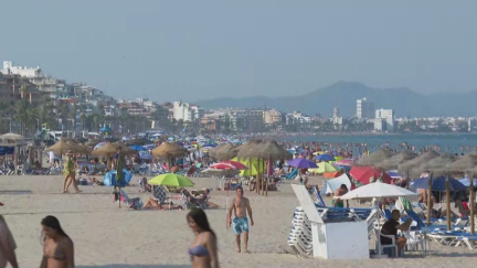 El 17 % de los españoles se irán de vacaciones en septiembre. / Aragón TV