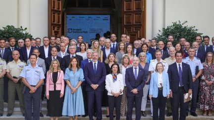 Integrantes del hub de Defensa de Aragón./ Dani Marcos / Ayuntamiento de Zaragoza